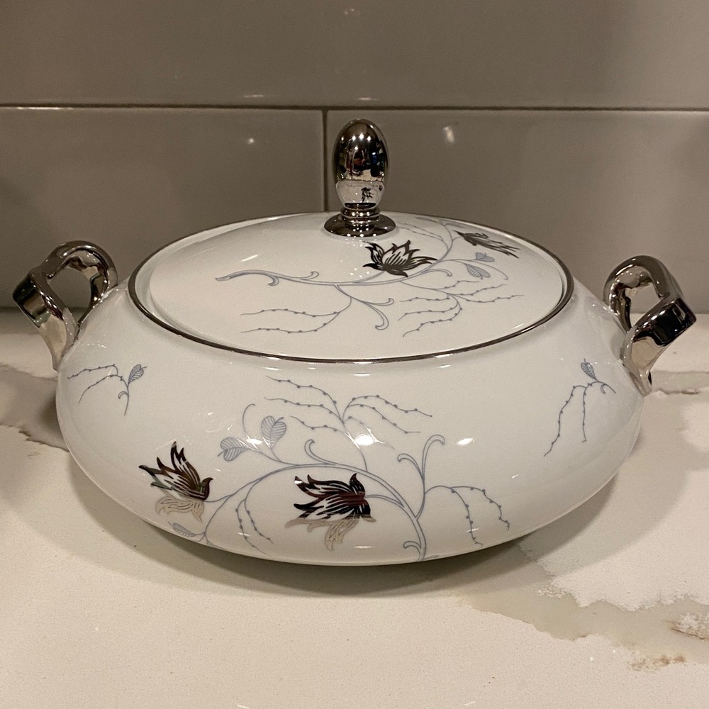 Vintage Bavaria Covered Vegetable Dish Floral - Picture 7 of 9